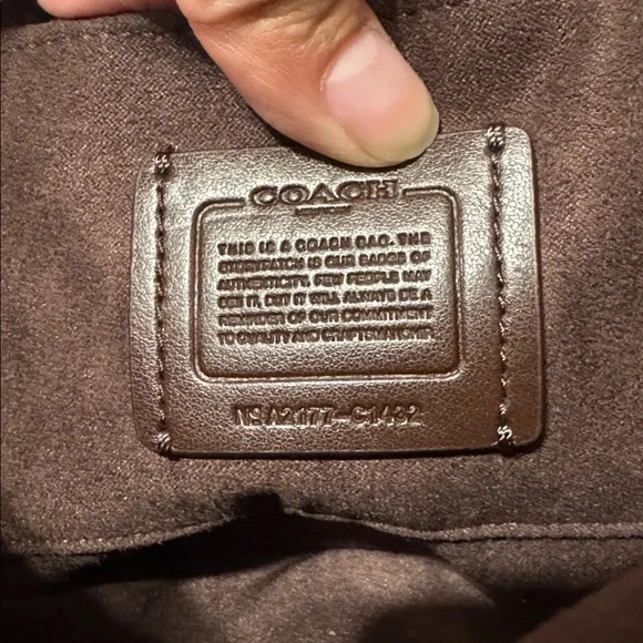 Coach Ellen crossbody in washed green pebbled leather - Picture 3 of 16